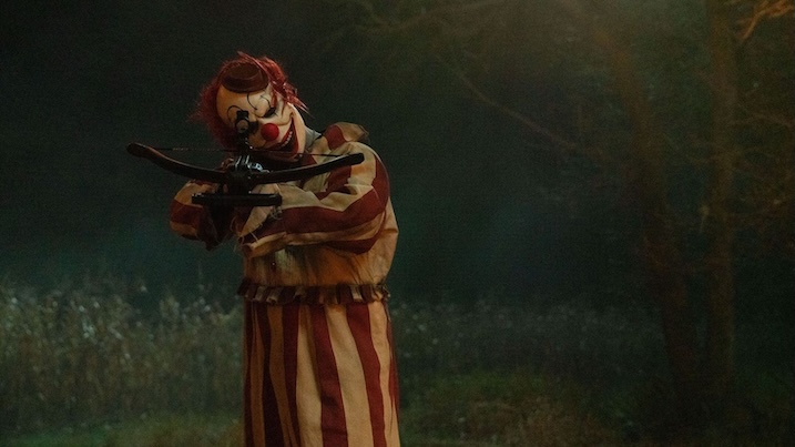 CIAC – Still – Frendo the Clown in Eli Craig’s CLOWN IN A CORNFIELD. Courtesy of RLJE Films & Shudder. An RLJE Films & Shudder Release.